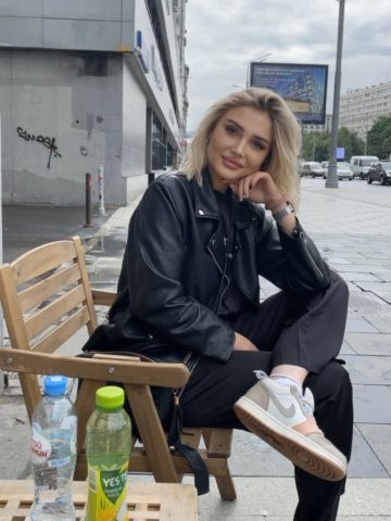 Элеонора